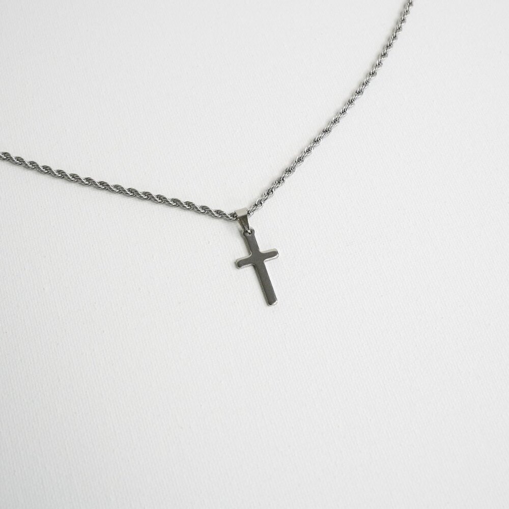 Silver Classic Cross Pendant Rope Chain Necklace